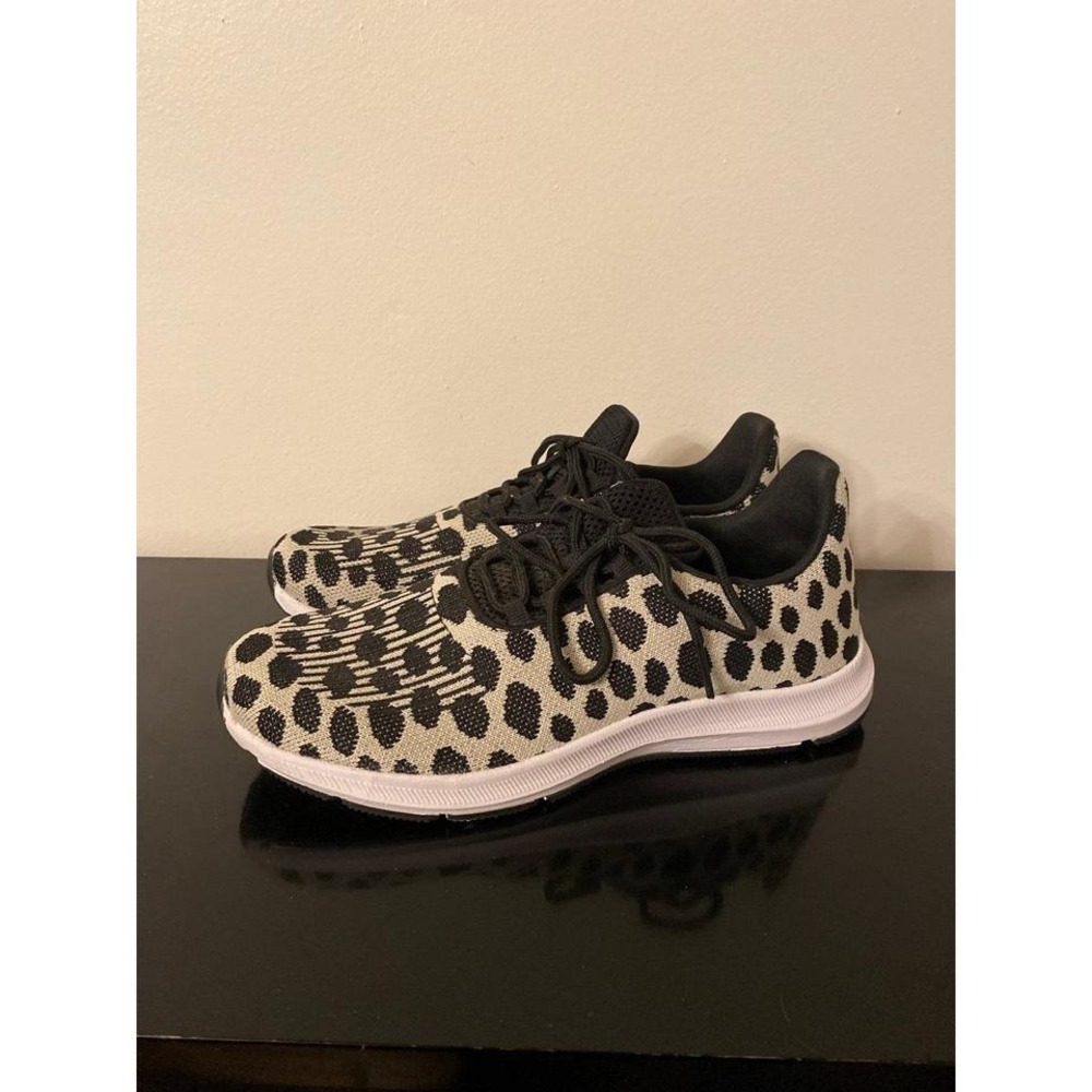 Polka‎ Dot Sneakers